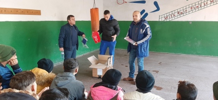 Вратарят на “Левски“ Пламен Андреев игра тенис и даде личен пример на децата от ВУИ-Ракитово